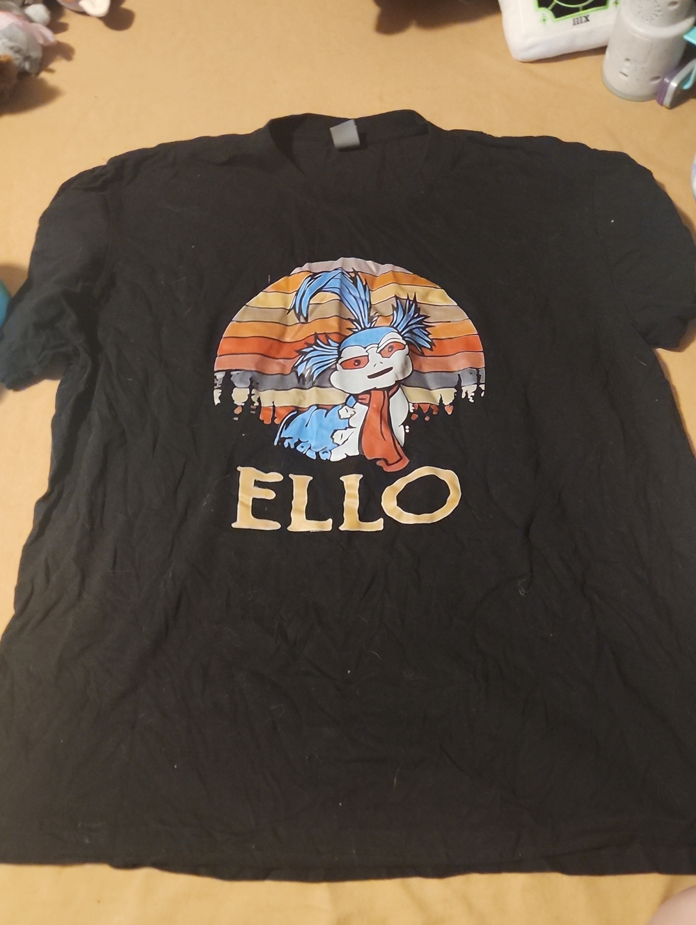 ELL0 Graphic Black Short Sleeve Tee with Retro Character